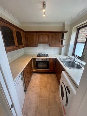 Kitchen- click for photo gallery